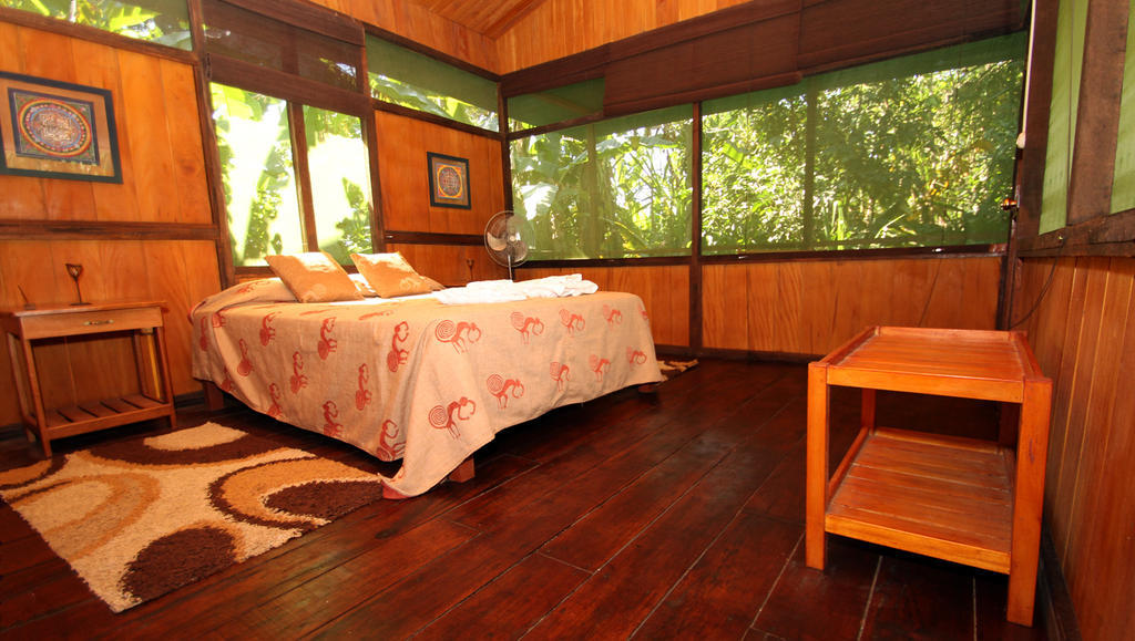 Amazon Planet Hotel Tambopata Luaran gambar